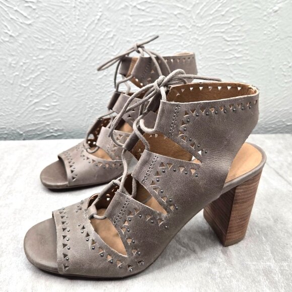 Lucky Brand Lace Up Heeled Sandals Size 7.5 Taupe Strappy Bohemain Block Heels - Picture 1 of 11